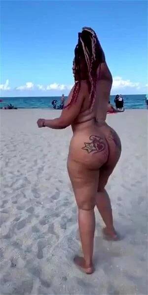 Big Booty On Beach - Watch Big booty on the beach - Thick Big Ass, Ebony Phatbooty, Pov Porn -  SpankBang