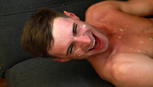 Hot Gay Facial Porn - This Might Be The Cutest Cum Facial of 2014. â€“ Manhunt Daily