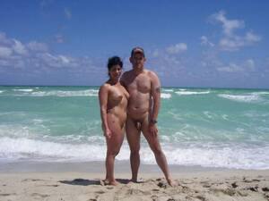 bbw beach couple - Bbw Beach Couple