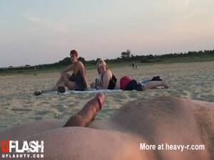 Cumshot Beach Porn - Surprise Cumshot On Beach