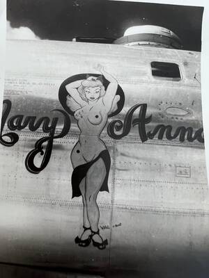1945 Porn - Literal history porn- B-29 Superfortress â€œMary Annâ€ on Saipan, 1945.  [1536x2048] : r/HistoryPorn