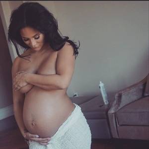 naked pregnant baby bump - Pregnant