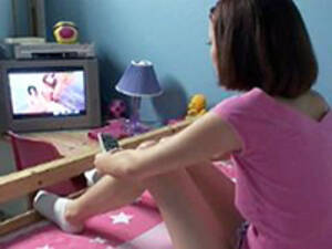 Babysitter Watching Porn - Teen Babysitter Caught Watching Porn And Talked Into Making One - Fuqer  Video