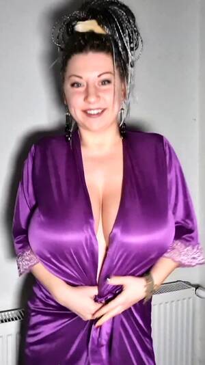 hot webcam boobs - Download Mobile Porn Videos - Sexy Webcam Brunette With Big Boobs - 1715315  - WinPorn.com