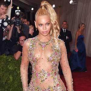 Beyonce Celebrity Porn - Did BeyoncÃ© Have Plastic Surgery After Giving Birth to Blue Ivy? - Life &  Style