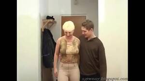 Mature Russian Mom Boy Sex - Russian mom anal sex with boy - XVIDEOS.COM