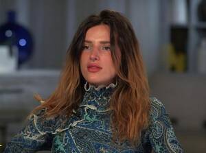 Bella Thorne Naked Lesbian - Bella Thorne has realized that she's 'actually pansexual' - Metro Weekly