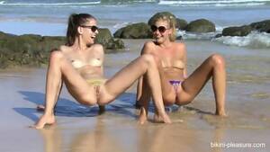 Naked Lady On The Beach - Naked Girls On The Beach - Jesie Jones - EPORNER