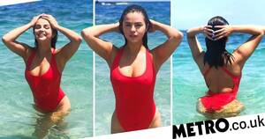 beach porn selena gomez - Selena Gomez channels Baywatch in Pamela Anderson-style red swimsuit |  Metro News