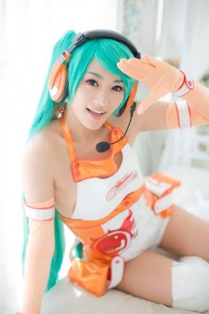Japanese Anime Cosplay Porn - Aira dressed in Riddge Racer girl cosplay