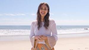 jessica alba beach sex videos - Beach, Please with Jessica Alba | NET-A-PORTER - YouTube