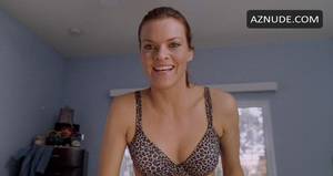Missi Pyle Porn - 01:00