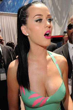 Katy Perry Porn Meme - So this is the original famous picture of Katy Perry without photoshop