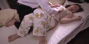 Mother Sleeping - Sleeping beautiful mother - Tnaflix.com