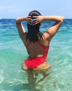 beach porn selena gomez - Selena Gomez Sexy Photos: Singer Sizzles in Red Swimsuit