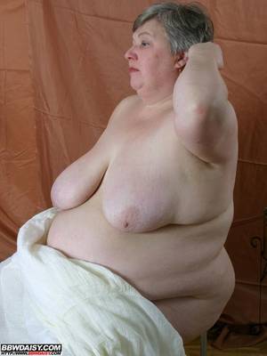 granny plumper - Shameless silver haired plump granny gets completely nude and shows her  loose cunt