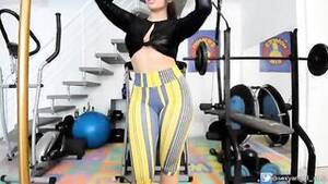 anal dildo at the gym - Emanuelly Raquel Joi gym anal plug big dildo porn videos - CamStreams.tv