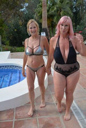 mature pool tits - Mature Lesbian Pool Porn Pics & Big Tits Pictures - BustyPassion.com