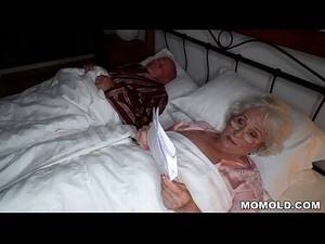 Cheating Granny - Granny cheating on her hubby with a y. guy - XNXX.COM