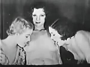 1930 Vintage Lesbian Porn - Vintage Lesbian Threesome - 1920s-30s | xHamster