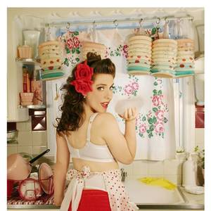 40s Pin Up Porn - retro kitchen /pin up.How fun is this?? Love the colors!