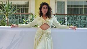 kareena xxx in india - Top 10 Most Sexiest Bollywood Actresses 2021â€“22 | by all dm | Medium