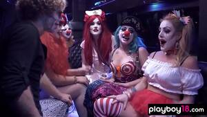 Cute Clown Girl Sexy - Chemical Burn shows her sexy clown fantasy to Kate - XVIDEOS.COM