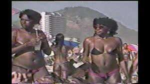 Bikini Porn Movies French - The Bikini story (1985, incomplete, french) - XVIDEOS.COM