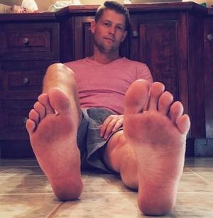 Barefoot Gay Lovers - Male Feet, Sexy Feet, Barefoot, Flip Flops, Egyptian, Pies, Gay, Men's  Fashion, For Men