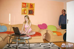 catches - Horny senior catches porn - XXX Dessert - Picture 3