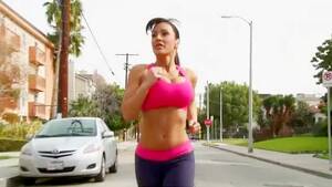jogging mom - Jogging mommy fucked lustily