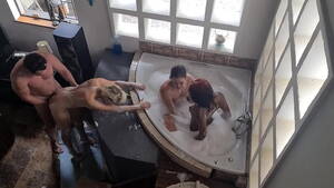 bath threesome orgy - Spa bath three girls one guy orgy | reverse gangbang | Interracial -  XVIDEOS.COM