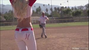 Baseball Porn - Baseball Loving Blonde Stevie Shae Loves An After Game Fuck - XVIDEOS.COM