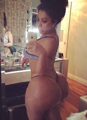 latina ass selfie nude - It dont matter the place,girls love to take The Big Booty selfie's.