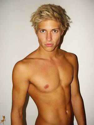 hot boys - Hot blonde boy. Free gay xxx porn : http://www.twink