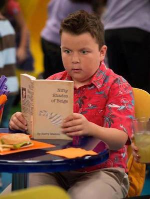 Icarly - Because kids really need to watch iCarly characters read porn