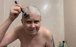 Bald Head Wife Porn - Bald head shaving Porn Videos | Faphouse