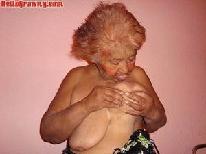 latin grannies nude - 