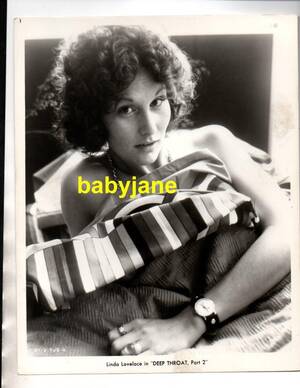 Classic Porn Star Linda Lovelace - LINDA LOVELACE ORIGINAL 8X10 PHOTO PORN STAR PORTRAIT IN BED 1974 DEEP  THROAT II | eBay