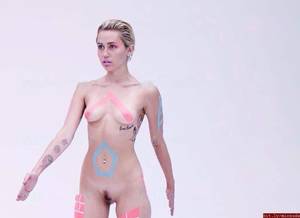 Miley Cyrus Recent Naked Porn - Porn gallery uploaded by Miley Cyrus full naked (NSFW).