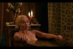 emilia clarke game of thrones - Emilia Clarke is no stranger to getting her kit off and has appeared naked  on the
