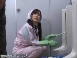 asian bathroom - Asian toilet attendant porn - Asian bathroom attendant is in the mens part  4 jpg 450x339
