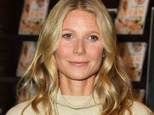 Gwyneth Paltrow Porn Comic - Nude photo posted on Instagram from Gwyneth Paltrow's Goop causes a stir |  Canoe.Com
