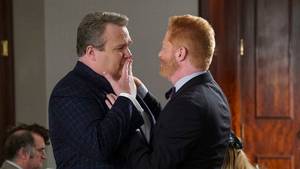 Modern Family Luke Porn - Phil and Claire try to cheat the parental system on the latest Modern Family