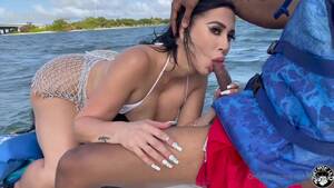 latina beach fuck - Valerie Kay Latina fucking on the beach outdoors | Baddielatina.com