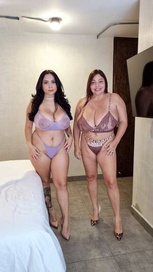 fat latina lesbian porn - BBW Latina Nude Porn Pics - PornPics.com