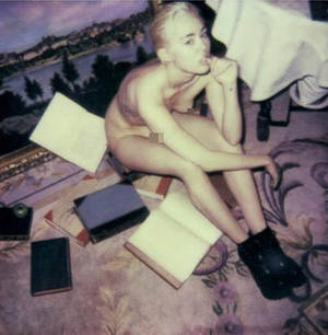 Miley Cyrus Porn Tape - Miley Cyrus lingerie