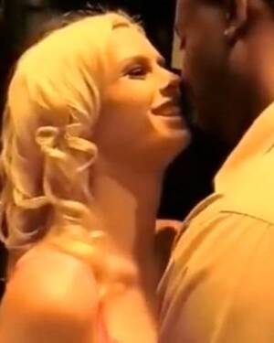 interracial sex elevator - Beautiful interracial elevator kissing Porn Pictures, XXX Photos, Sex  Images #3752595 - PICTOA