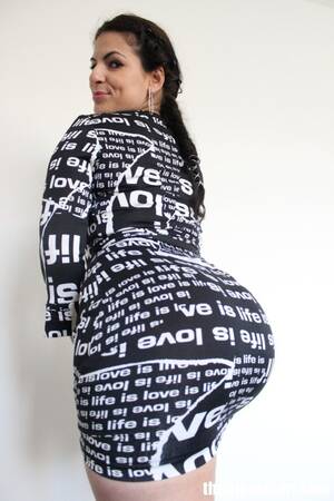 big booty latina porn tumblers - big booty latina in dress and heels http://thebigassgirl.com Tumblr Porn