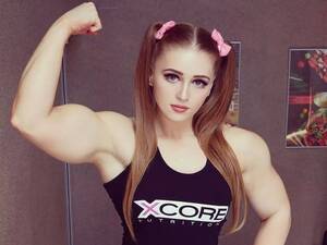 Bodybuilder Female Porn Stars Names - Woman's transformation into 'muscle Barbie' after hours at gym and strict  diet - World News - Mirror Online